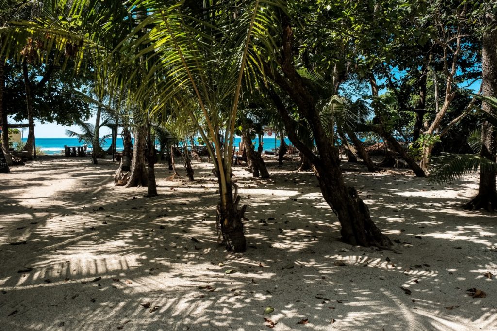 ranchos-itauna-beach-front-view