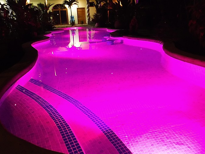 coco-beach-matapalo-pool-lit-up